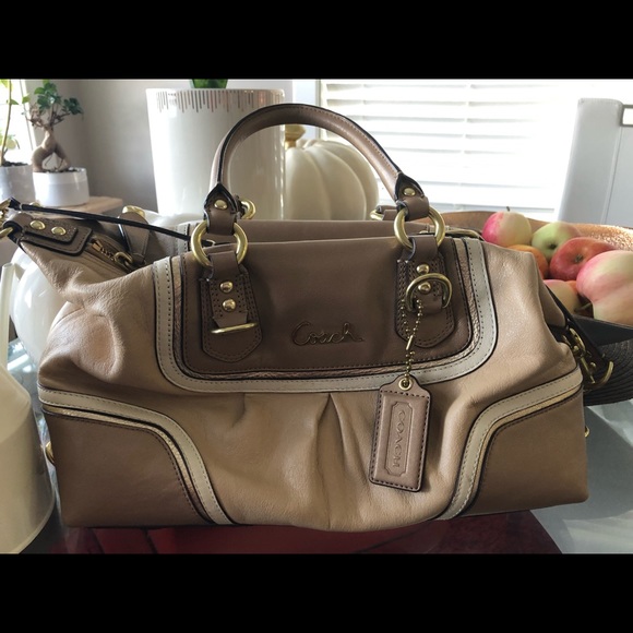 Bag ❤️SOLD❤️ - Picture 2 of 4